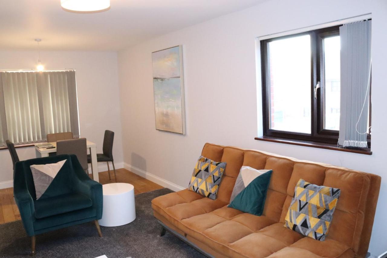 Garland Modern Apartment With Private Garden & Parking Dartford 5 Exterior photo