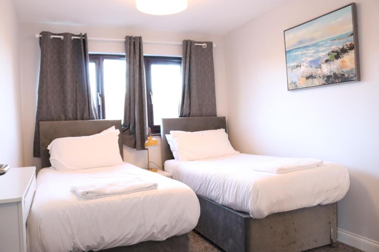 Garland Modern Apartment With Private Garden & Parking Dartford 5 Exterior photo