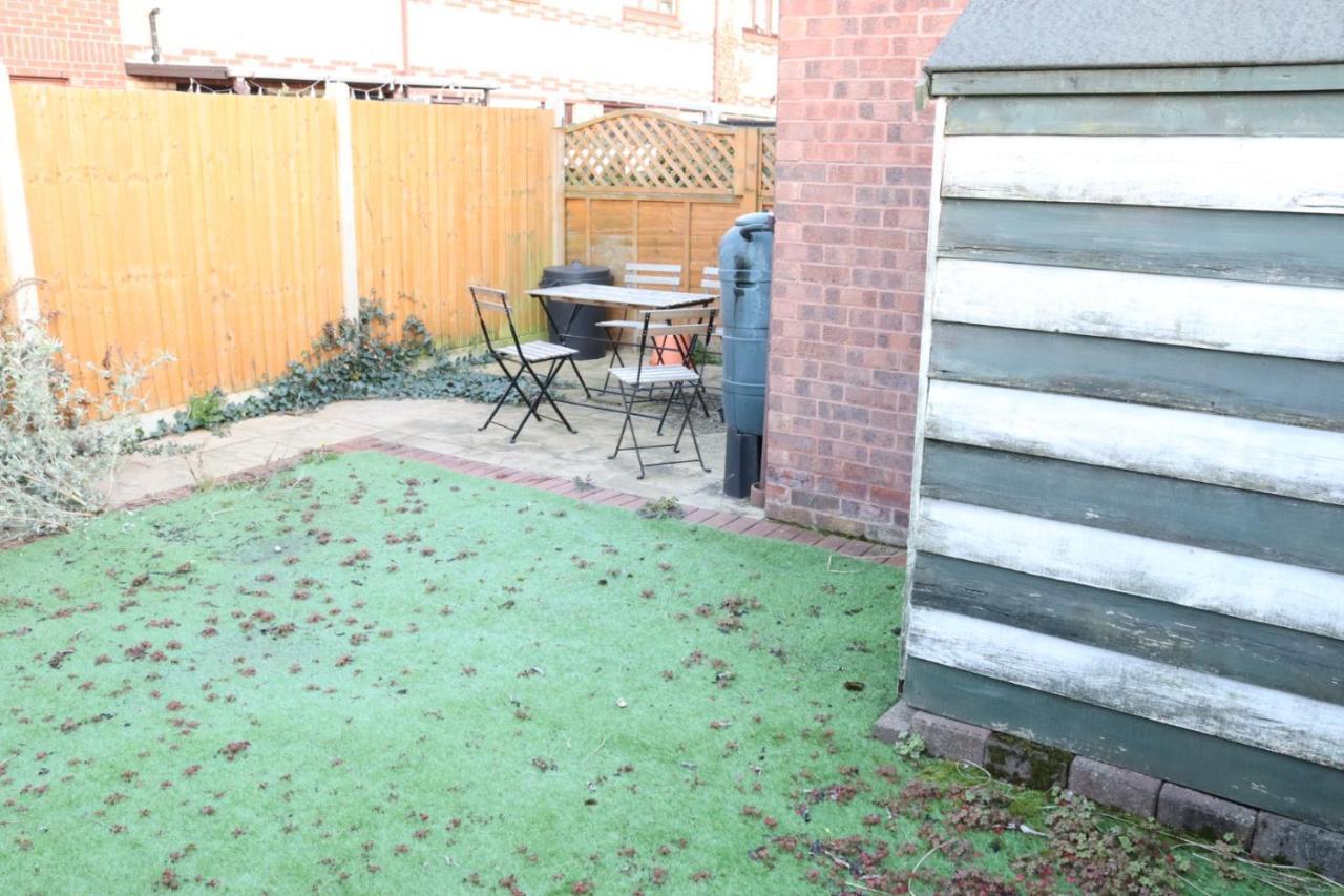 Garland Modern Apartment With Private Garden & Parking Dartford 5 Exterior photo